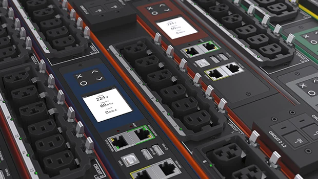 Raritan intelligent rack PDU for the smart rack